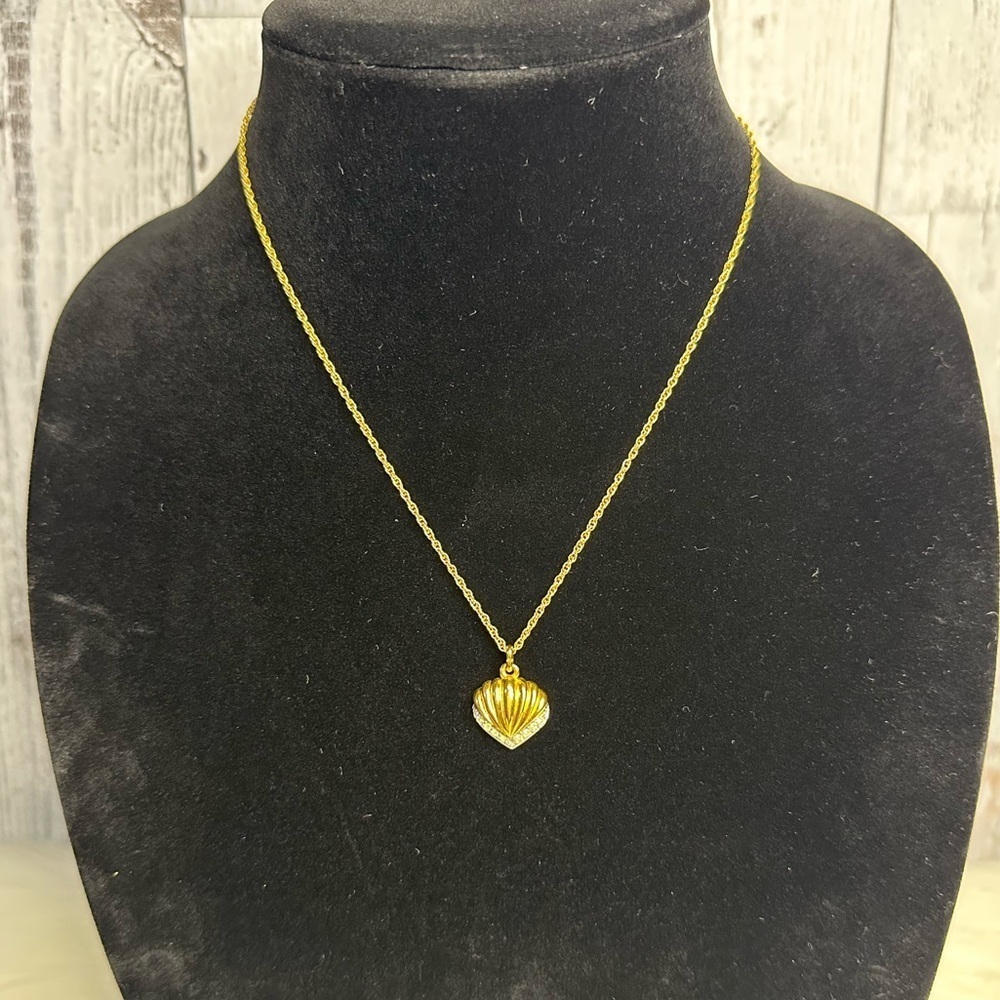LANVIN shell necklace in gold hardware